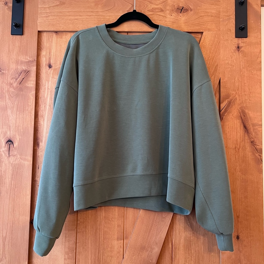 LULULEMON Perfectly Oversized Cropped Softstreme Sweatshirt Larger Size -Read